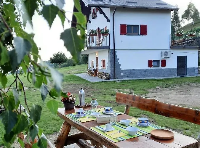 Mael Lodge